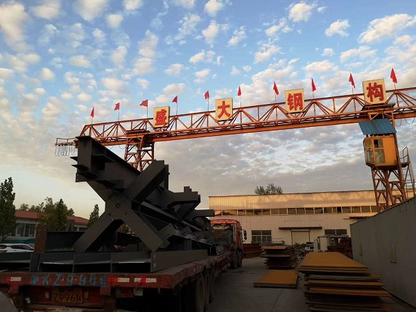 鋼結(jié)構(gòu)加工中，起重機(jī)操作技術(shù)交底